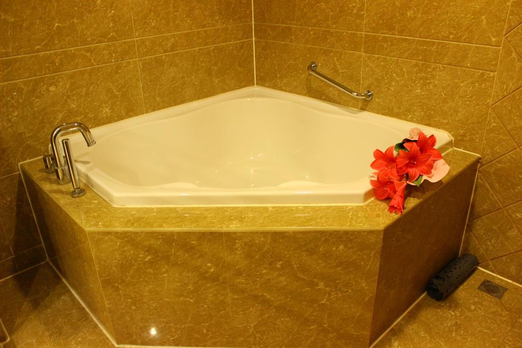 Yitel Hotel เซี่ยงไฮ้ ภายนอก รูปภาพ